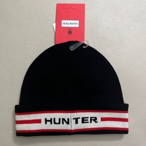 NWT - Hunter Unisex Logo Roll Up Beanie